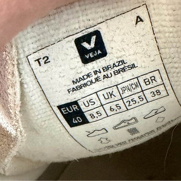 Veja Recife Suede Almond White sneakers - Picture 7 of 10